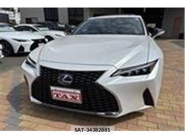 Lexus IS 2021-07 5870852-8