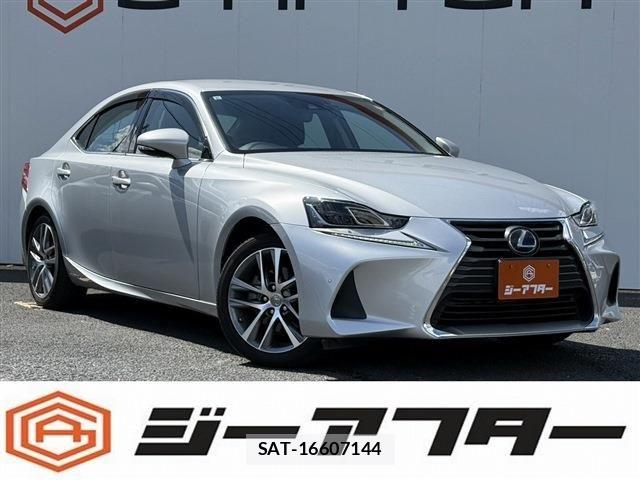 Lexus IS 2017-06 5870862-0