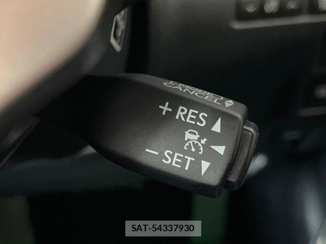 Lexus IS 2013-08 5870860-3