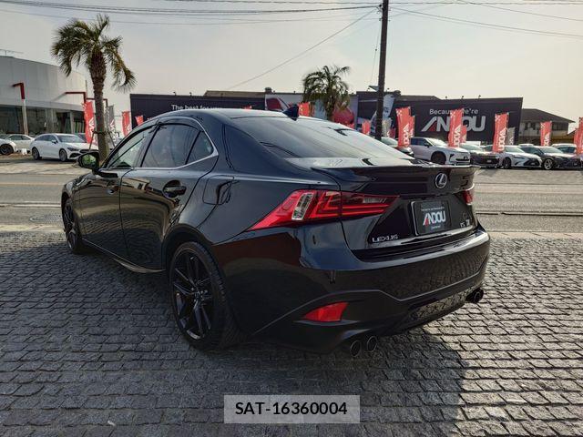 Lexus IS 2015-05 5870856-2