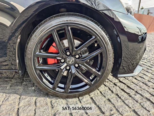 Lexus IS 2015-05 5870856-7
