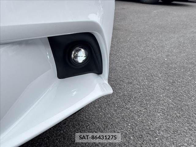 Lexus IS 2015-03 6011549-12