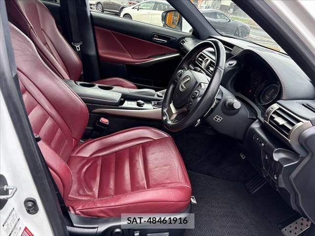 Lexus IS 2013-12 6011551-15
