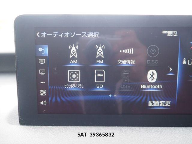 Lexus IS 2021-03 6216377-14