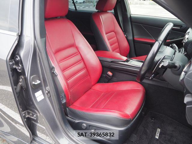 Lexus IS 2021-03 6216377-19