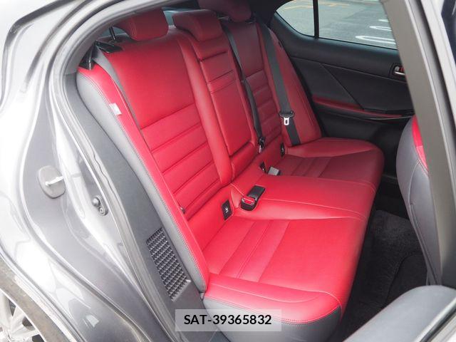 Lexus IS 2021-03 6216377-20