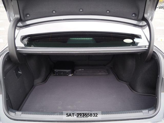 Lexus IS 2021-03 6216377-25