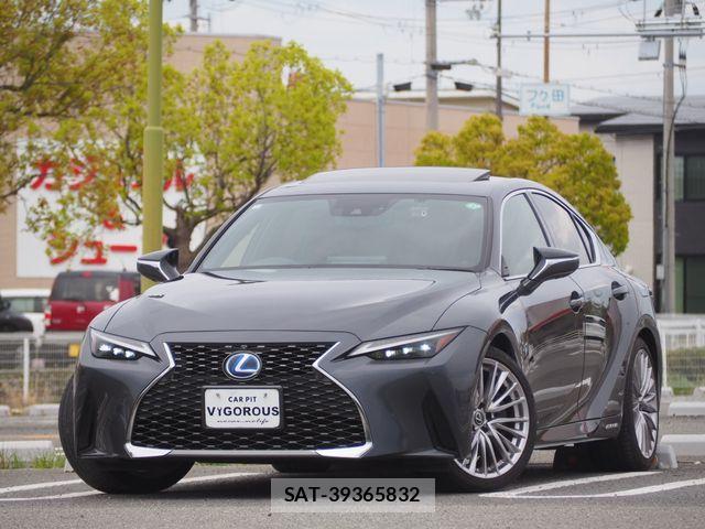 Lexus IS 2021-03 6216377-4