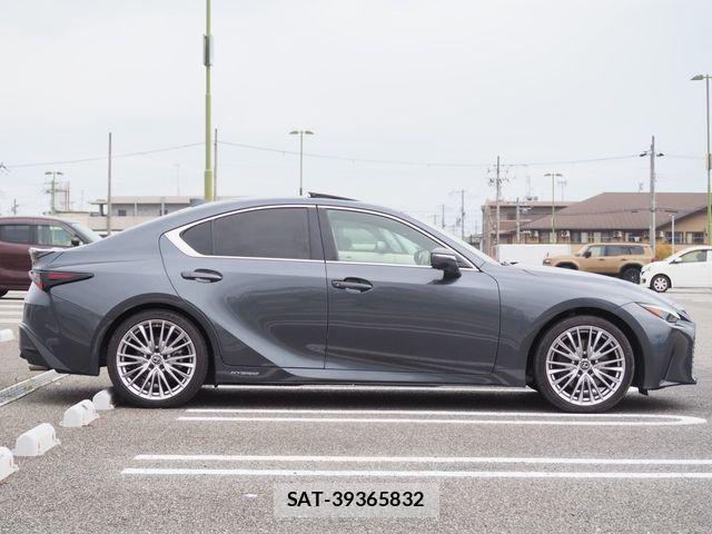Lexus IS 2021-03 6216377-5