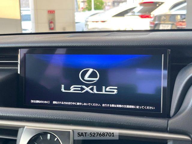 Lexus IS 2017-08 6216378-2