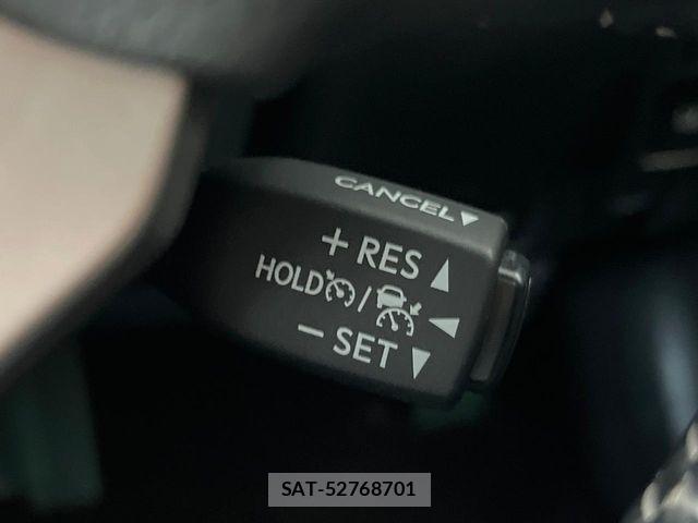 Lexus IS 2017-08 6216378-4