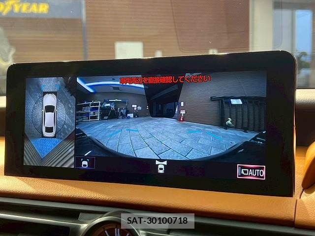 Lexus IS 2023-06 6216376-3