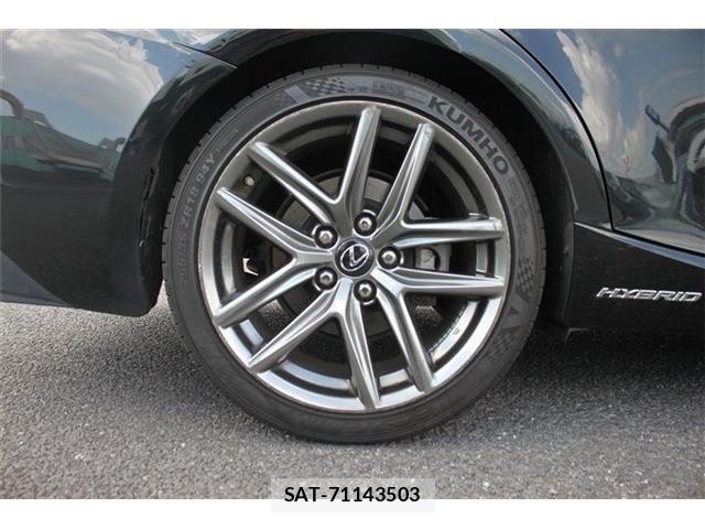 Lexus IS 2017-05 6304979-17
