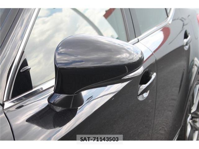 Lexus IS 2017-05 6304979-27