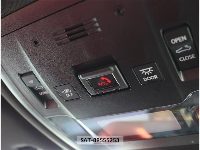 Lexus IS 2023-05 6499453-27