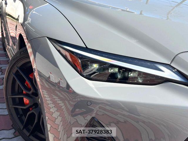 Lexus IS 2023-09 6612804-11