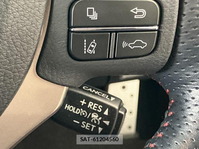 Lexus IS 2019-09 6612814-4