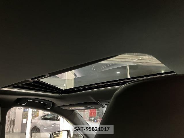 Lexus IS 2021-01 6612808-4
