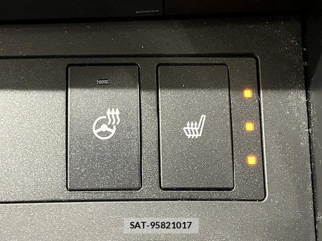 Lexus IS 2021-01 6612808-5