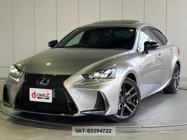 Lexus IS 2019-04 6612810-25