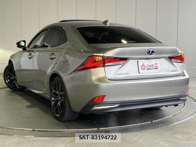 Lexus IS 2019-04 6612810-28