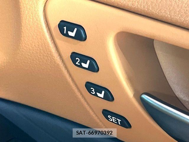 Lexus IS 2020-11 6612812-10