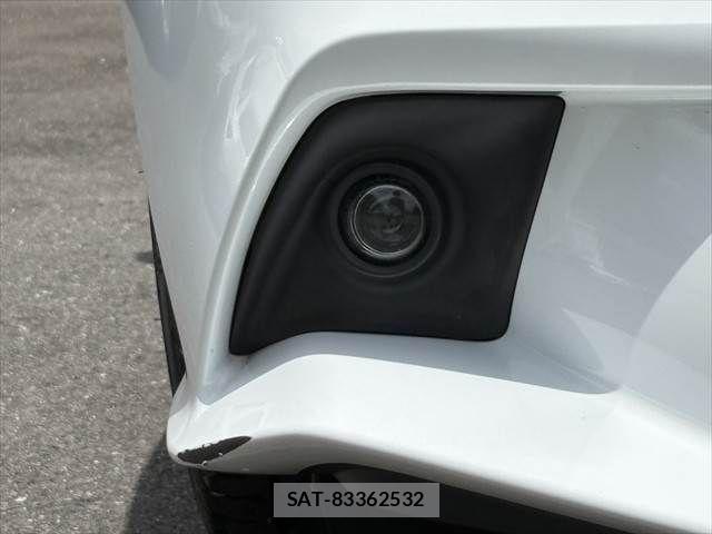 Lexus IS 2014-02 6641824-26