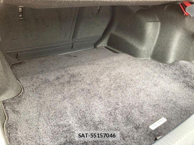 Lexus IS 2014-02 6641823-9