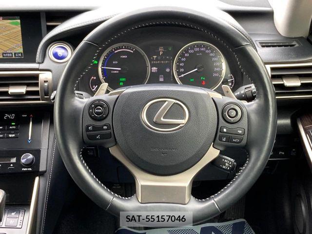 Lexus IS 2014-02 6641823-10