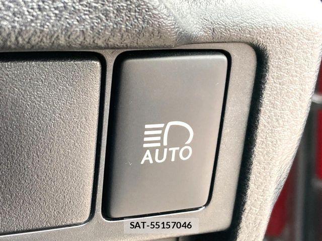 Lexus IS 2014-02 6641823-2