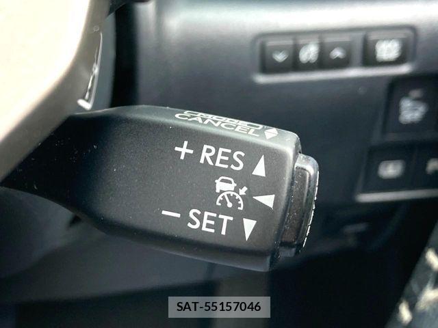 Lexus IS 2014-02 6641823-4