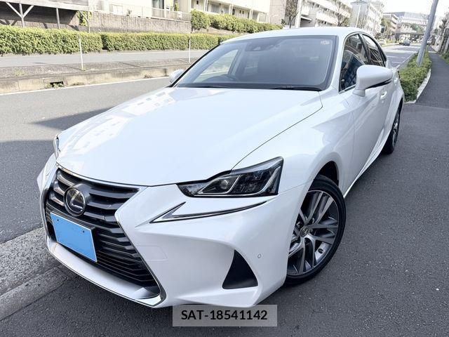 Lexus IS 2019-04 6641821-0