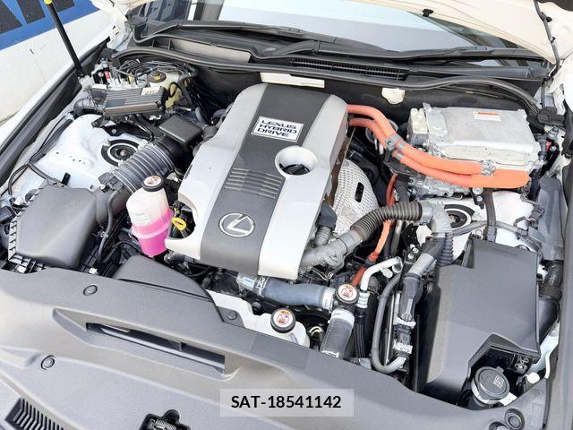 Lexus IS 2019-04 6641821-21