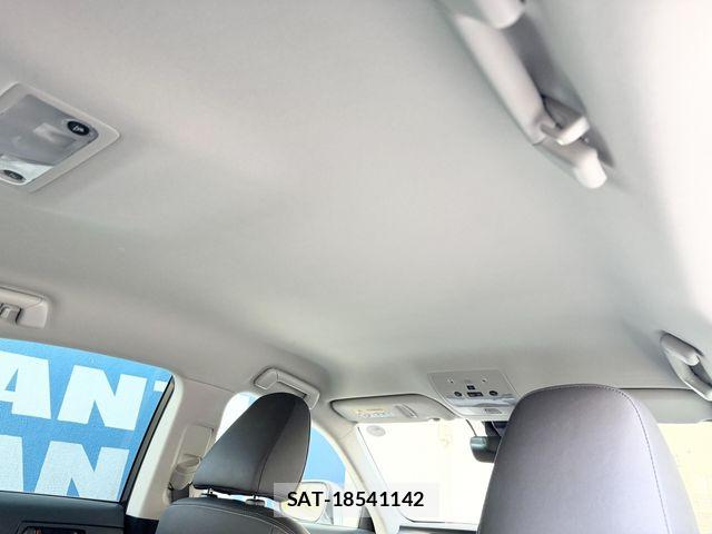Lexus IS 2019-04 6641821-8
