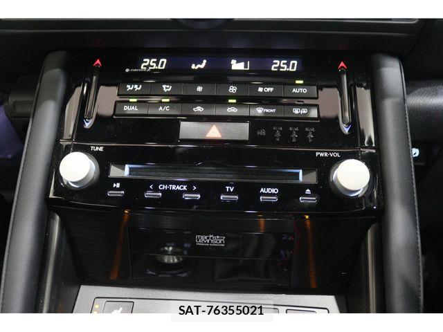 Lexus IS 2025-05 6641820-17