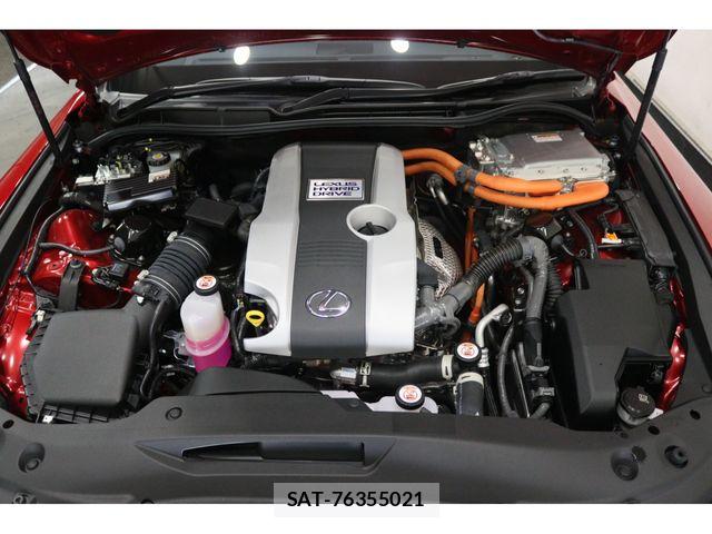 Lexus IS 2025-05 6641820-24