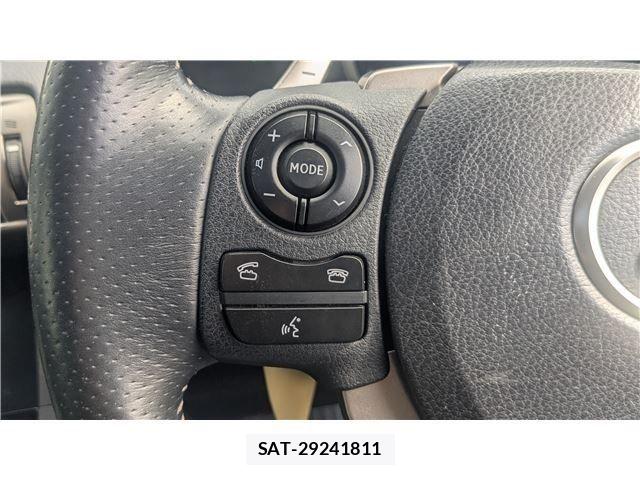 Lexus IS 2014-03 6672262-11