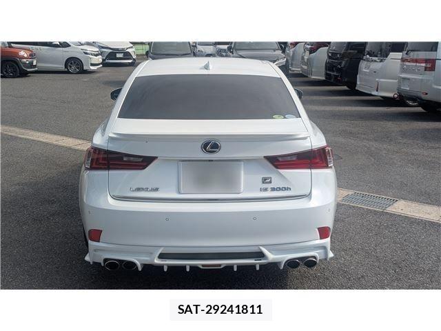 Lexus IS 2014-03 6672262-4