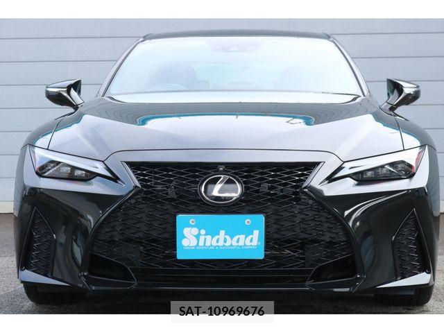 Lexus IS 2023-06 6676658-10
