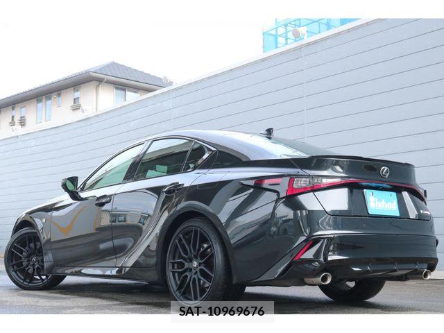 Lexus IS 2023-06 6676658-1