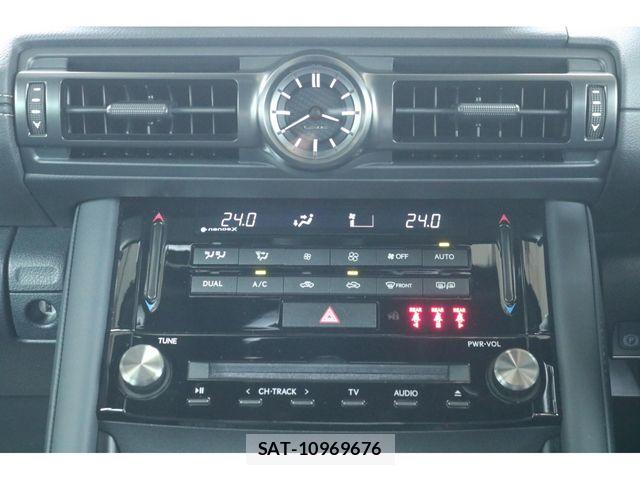 Lexus IS 2023-06 6676658-25
