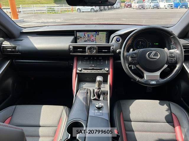 Lexus IS 2019-05 6676662-1