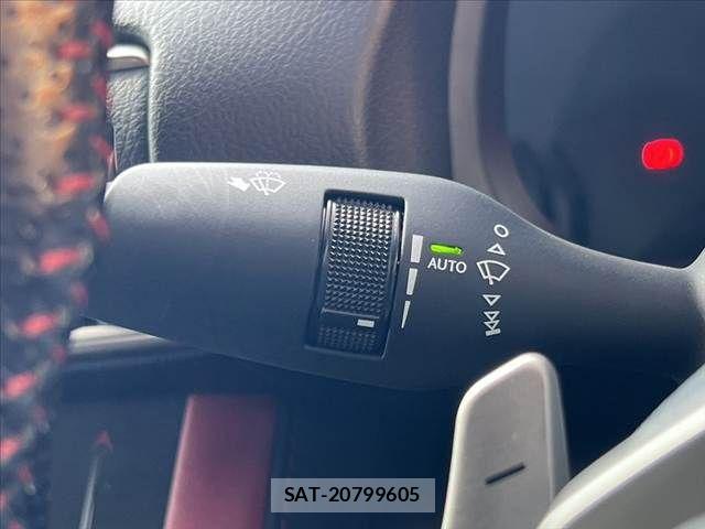 Lexus IS 2019-05 6676662-28