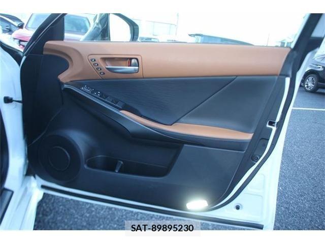 Lexus IS 2021-03 6676660-17