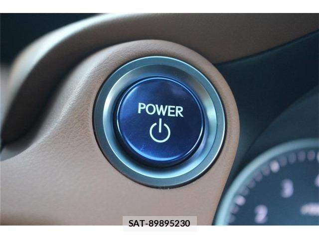 Lexus IS 2021-03 6676660-24