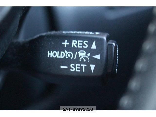 Lexus IS 2021-03 6676660-4