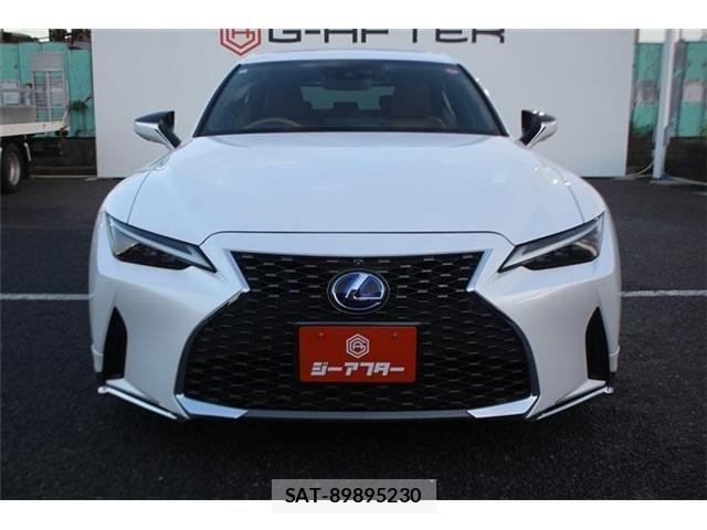 Lexus IS 2021-03 6676660-7
