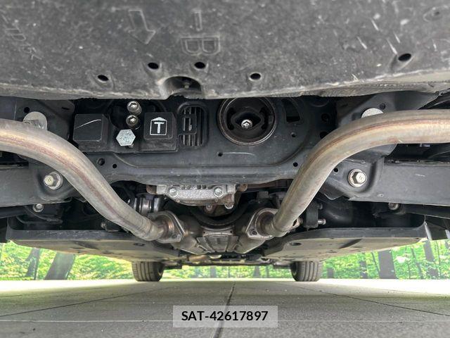 Lexus IS 2019-09 6676663-18
