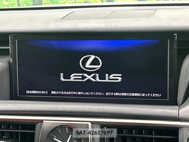 Lexus IS 2019-09 6676663-2