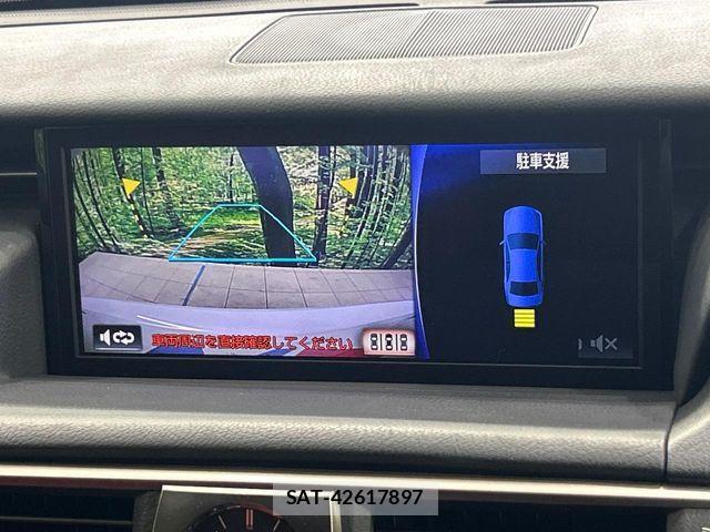 Lexus IS 2019-09 6676663-3
